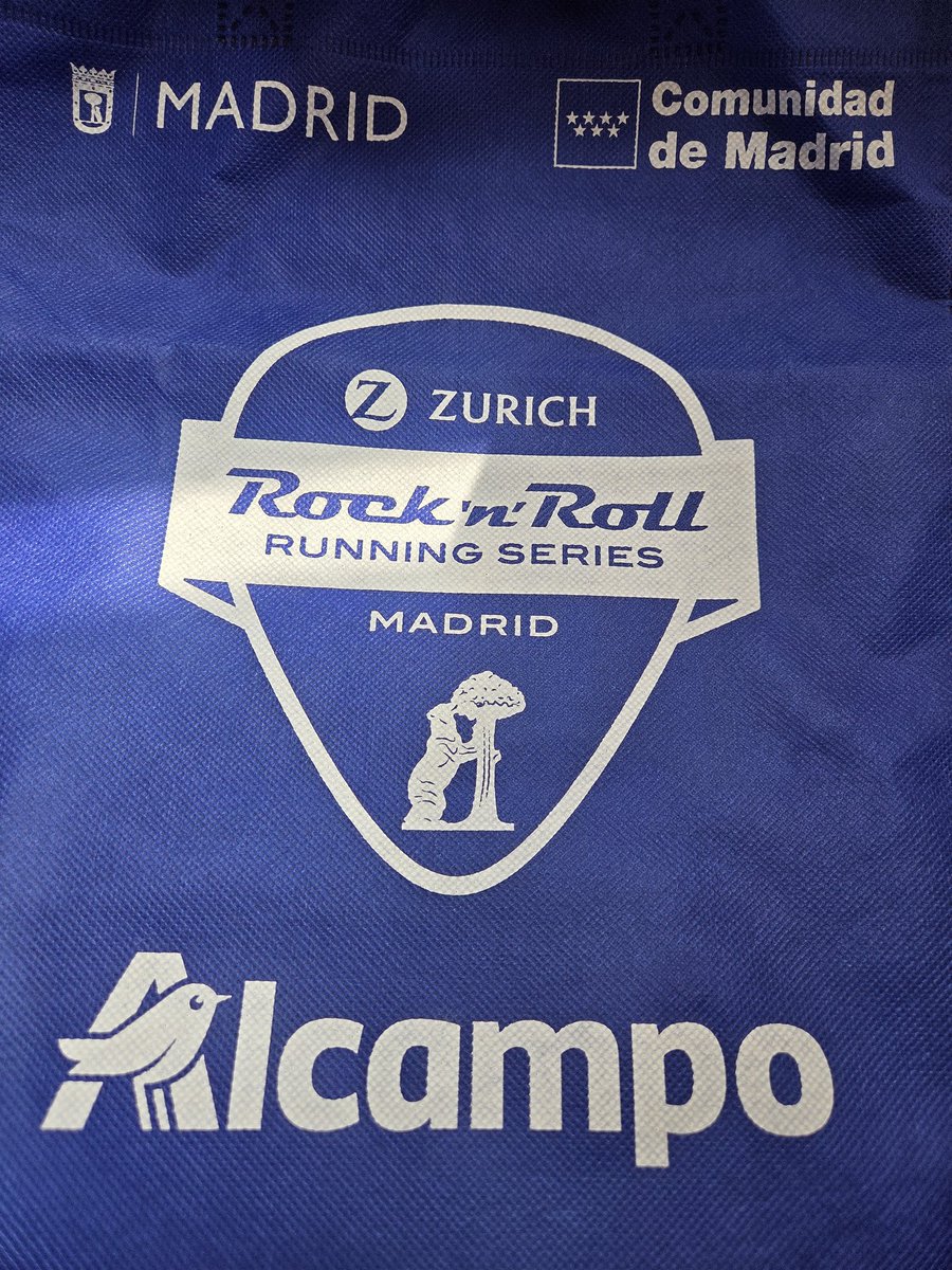 postureo_runner's tweet photo. Y ayer, alguien con mucha guasa me traía esto... 😂 https://t.co/m0zLT7oOGX