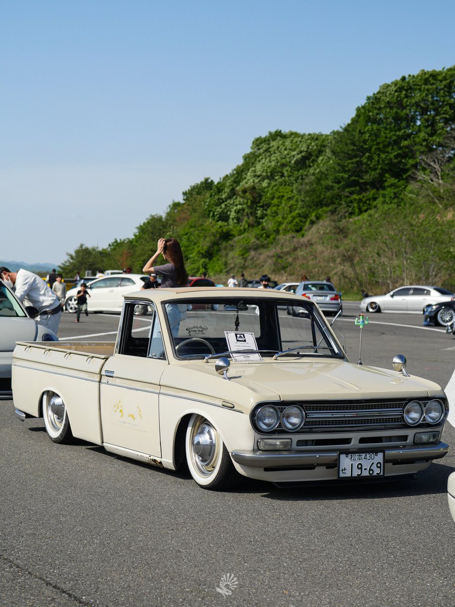 NA_Bee_SAN's tweet photo. XLARGE x stancenation MOTEGI

シレッと選考通ってるお友達のふくちゃん専属キャメラマンもどきで横乗りで遊びに行ってました🙌

イケてる改造車とドリフトまで見れたので大満足🫰

全台は取れておらずクセの強い素人写真で恐縮ですがオーナー様に届けば幸いです🙇🏻‍♂️

https://t.co/NDXqIrvMf9

#スタネ https://t.co/u7svRFNojJ