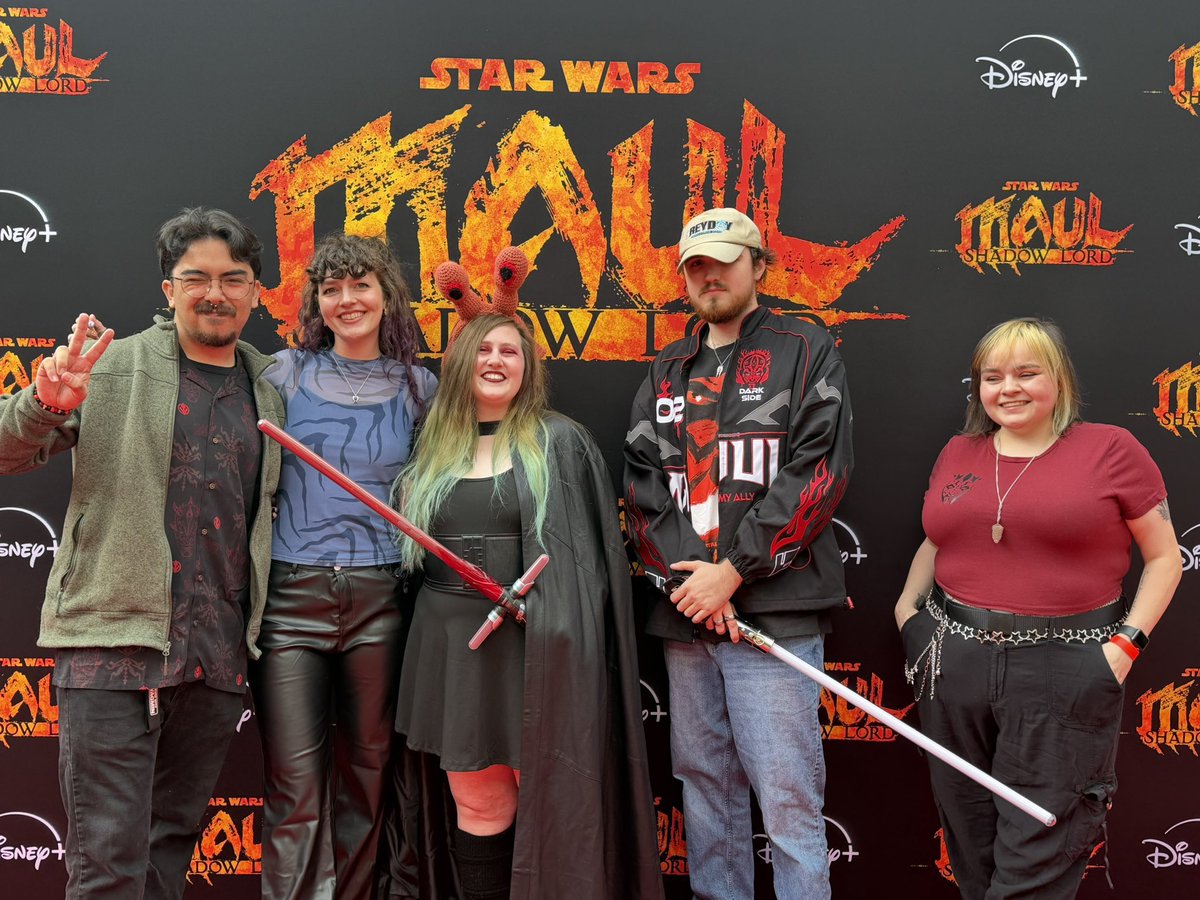 ColbyStarWars's tweet photo. Nothing but thankful to be part of this incredible community.💙🧡 https://t.co/eDi8cNwHWQ