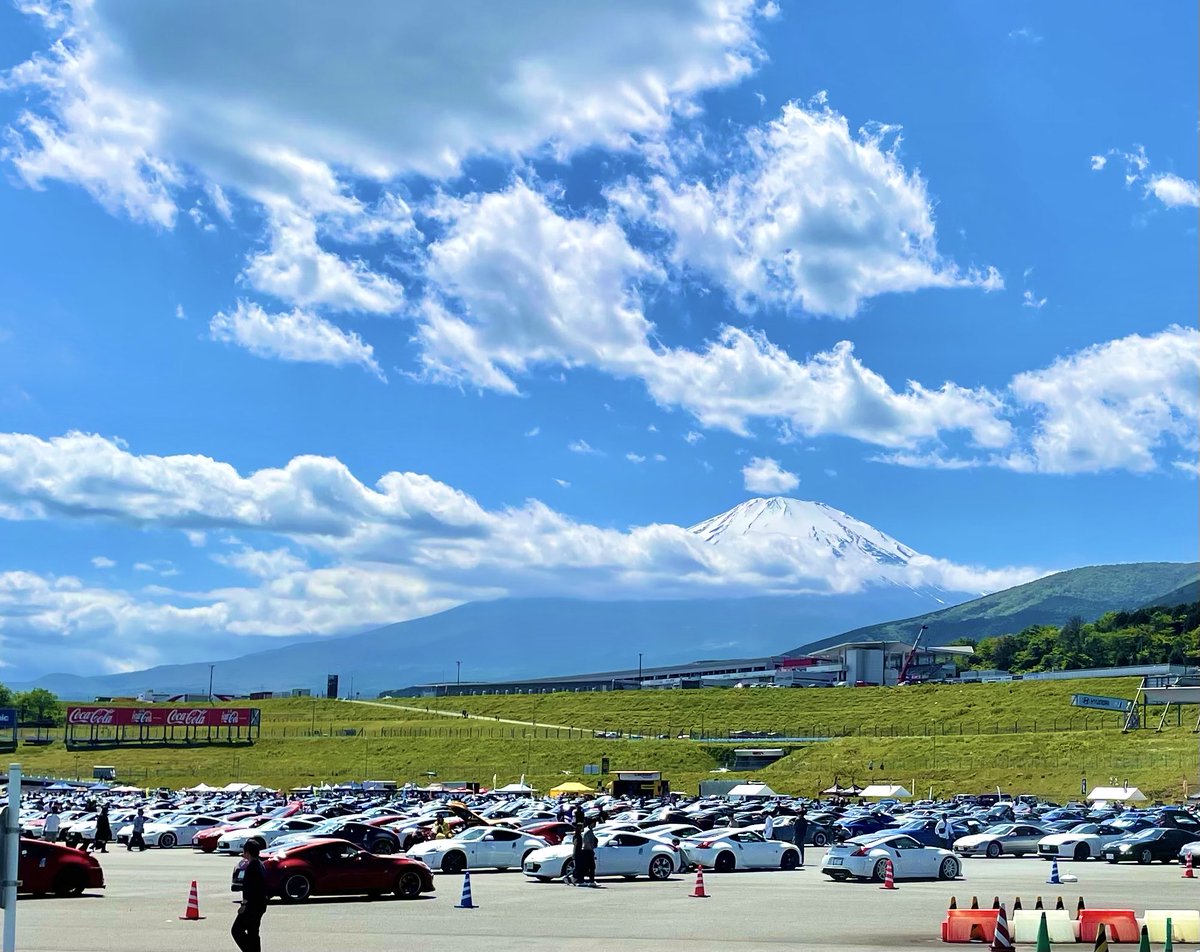 ShinichiroIRIE's tweet photo. 今年も沢山のフェアレディＺファンの方々と交流させていただきありがとうございました！
最高の場でRZ34ニューモデルの実車を初公開できました✨
#オールフェアレディZミーティング2026
#RZ34newmodel https://t.co/4IWHHfqIov
