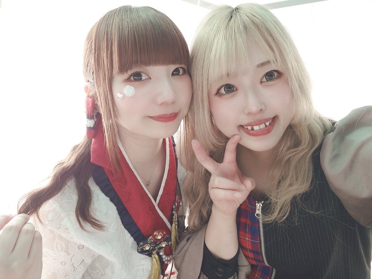 お写真のせてくう！！！！！

❤️ひまりちゃん
🤍ゆいなちゃん

ほなみちゃんと撮り忘れた😭😭😭
かなしい次あったら撮る😭😭