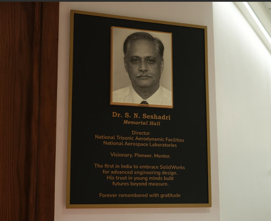 dailycadcam's tweet image. BEACON’s new #Bengaluru office features a 100+ seat memorial auditorium honoring Dr. Seshdari (NAL)—set to host seminars, workshops &amp;amp; customer programs.  Kudos to @BEACONIndia_3D  leadership for a customer-first vision. #SOLIDWORKS #3DEXPEREINCE
