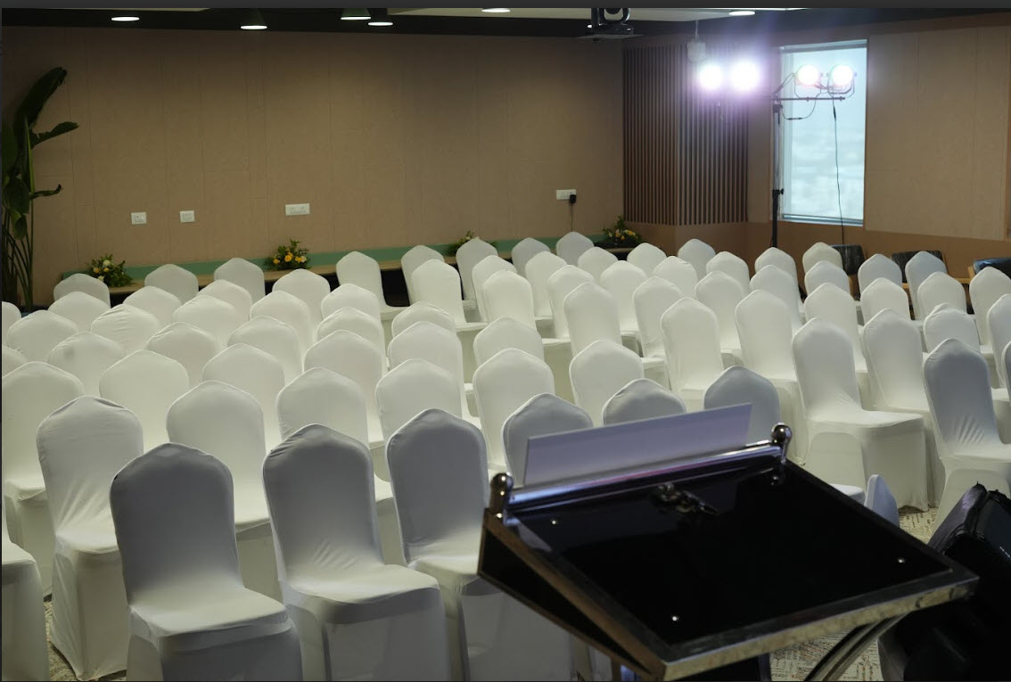 dailycadcam's tweet image. BEACON’s new #Bengaluru office features a 100+ seat memorial auditorium honoring Dr. Seshdari (NAL)—set to host seminars, workshops &amp;amp; customer programs.  Kudos to @BEACONIndia_3D  leadership for a customer-first vision. #SOLIDWORKS #3DEXPEREINCE