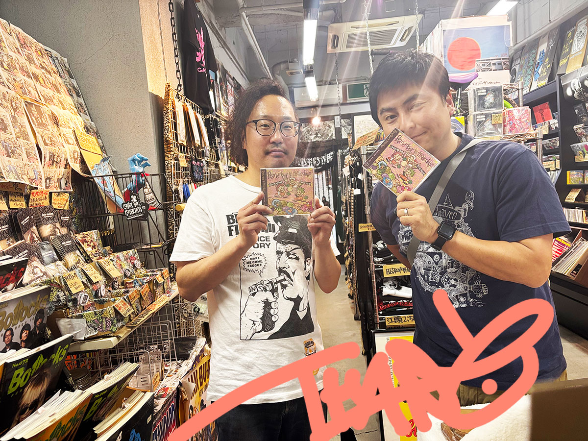 gainground025's tweet photo. 本日ライブの埼玉のメロディックパンクバンド Sleeping SubとNew ShipのSplit CD "Remember in those day"（税込1,500円）が本日よりゲインでも取扱開始！
Sleeping Subはダミ声で歌い上げる 90年代メロディックパンクスタイル！やさぐれ感が熱いw
新潟出身のメンバーもいます！ナイスSplit！是非！ https://t.co/Epe5L4hjaH