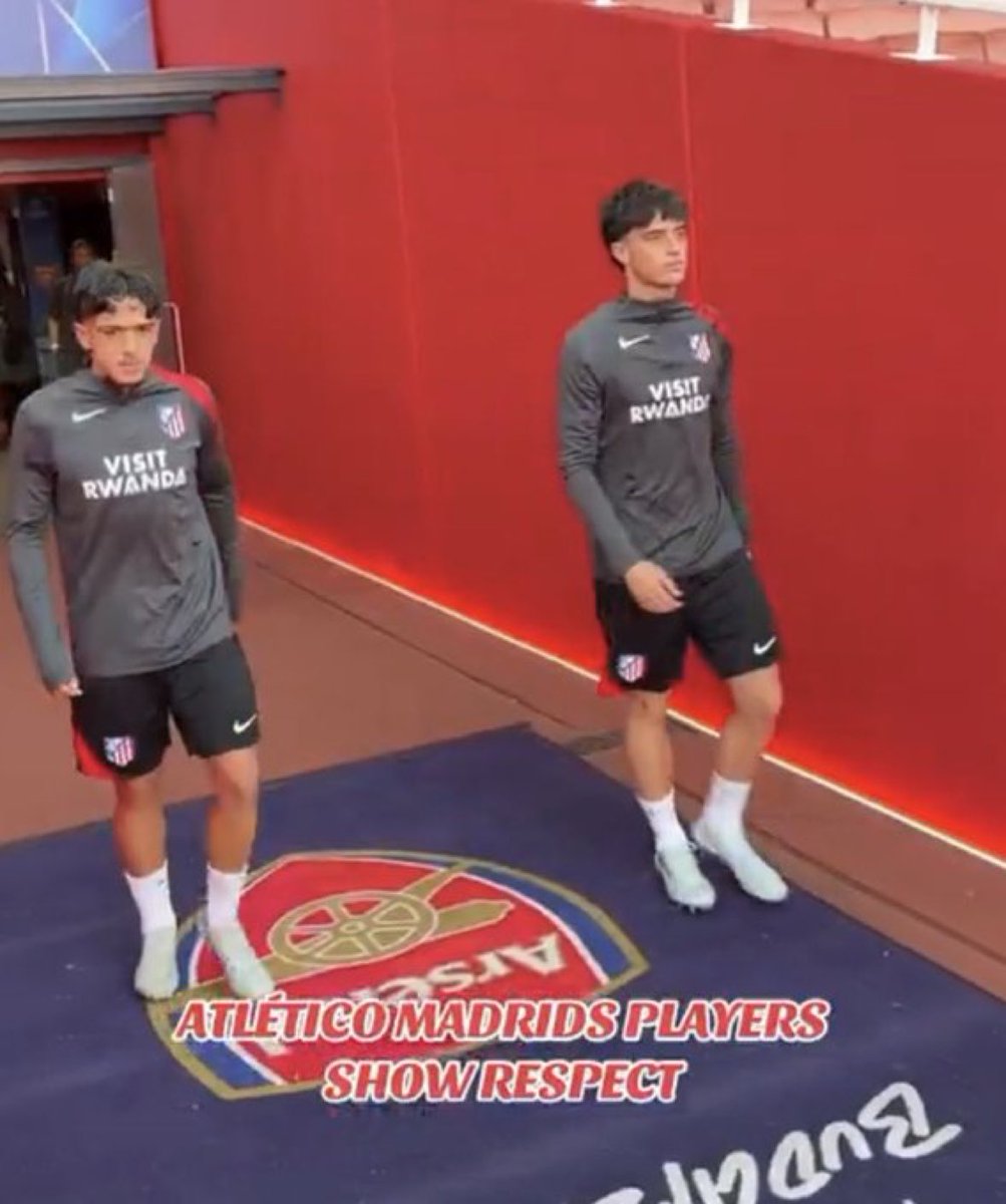 Oh look stepping on the badge but no one gives a fuck because we’re grown adults