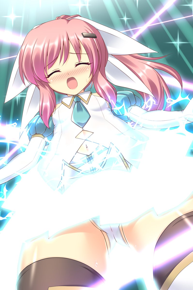 [魔法少女変身妨害(1/2)]
天原陽向は光のヴェールに包まれ、魔法少女ルアンスワローへと変身する。
しかし、最悪のタイミングで、敵の攻撃がヴェールを貫いた。
「きゃああーっ!」
変身を妨害され、構成途中のミニスカートが光となって弾け飛ぶ。
「ああっ、パンティーが丸見えに……」
#よその子 