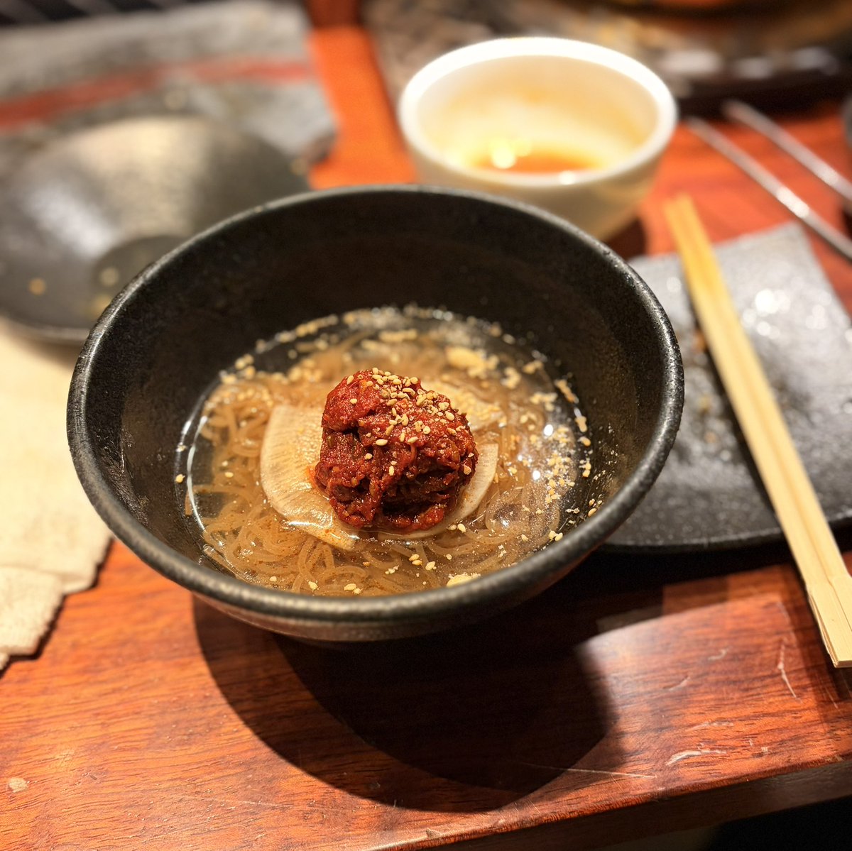 打ち上がりました！🍻🥩！！！
肉はもちろんだけど、キムチがフルーティでめちゃめちゃ美味しかった✨

本日遊びに来てくださったみなさま、拙作を手に取ってくださった方、お会いできた方、本当にありがとうございました！
やっぱりイベントは元気もらえますね☺
次回は10月の大阪参戦予定です！