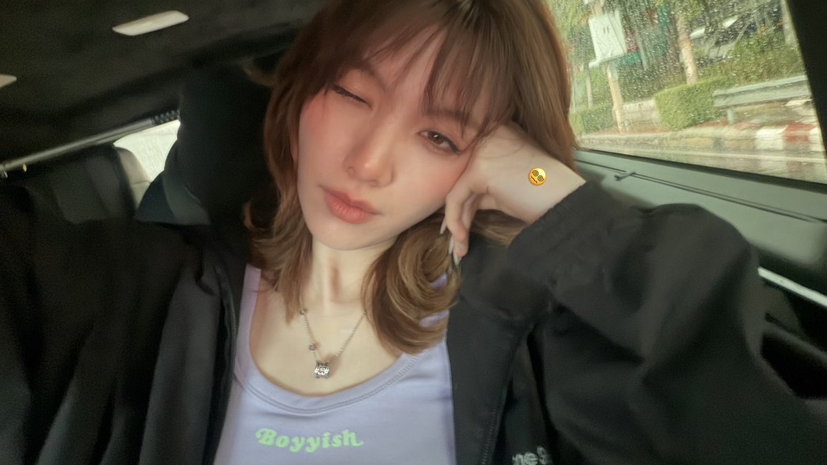 마뭬 tweet media