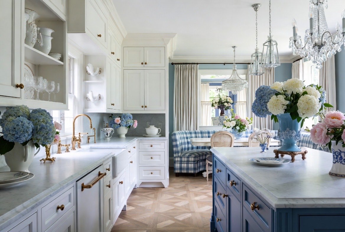 LabelsC's tweet photo. ✨ POV: Stepped into full Ralph Lauren heaven… but the entire home style + dreamy swimming pool is made by SHOMA AI 😍🔥
Cozy heritage interiors, preppy vibes everywhere, and that pool looking straight out of the Hamptons. AI just leveled up luxury living! 🏡🏊‍♂️
Who else wants this aesthetic in real life? Tag them 👇
#SHOMAAI #RalphLaurenHome #AIFashion