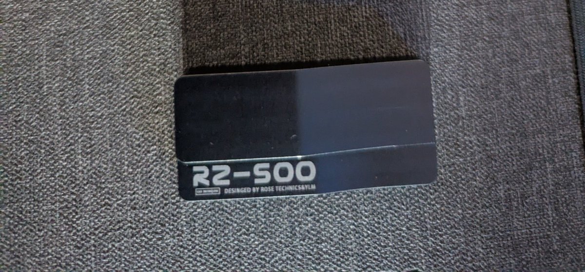 元々付いてたUSBケーブルダメになって2つケーブル買ったけど2つとも