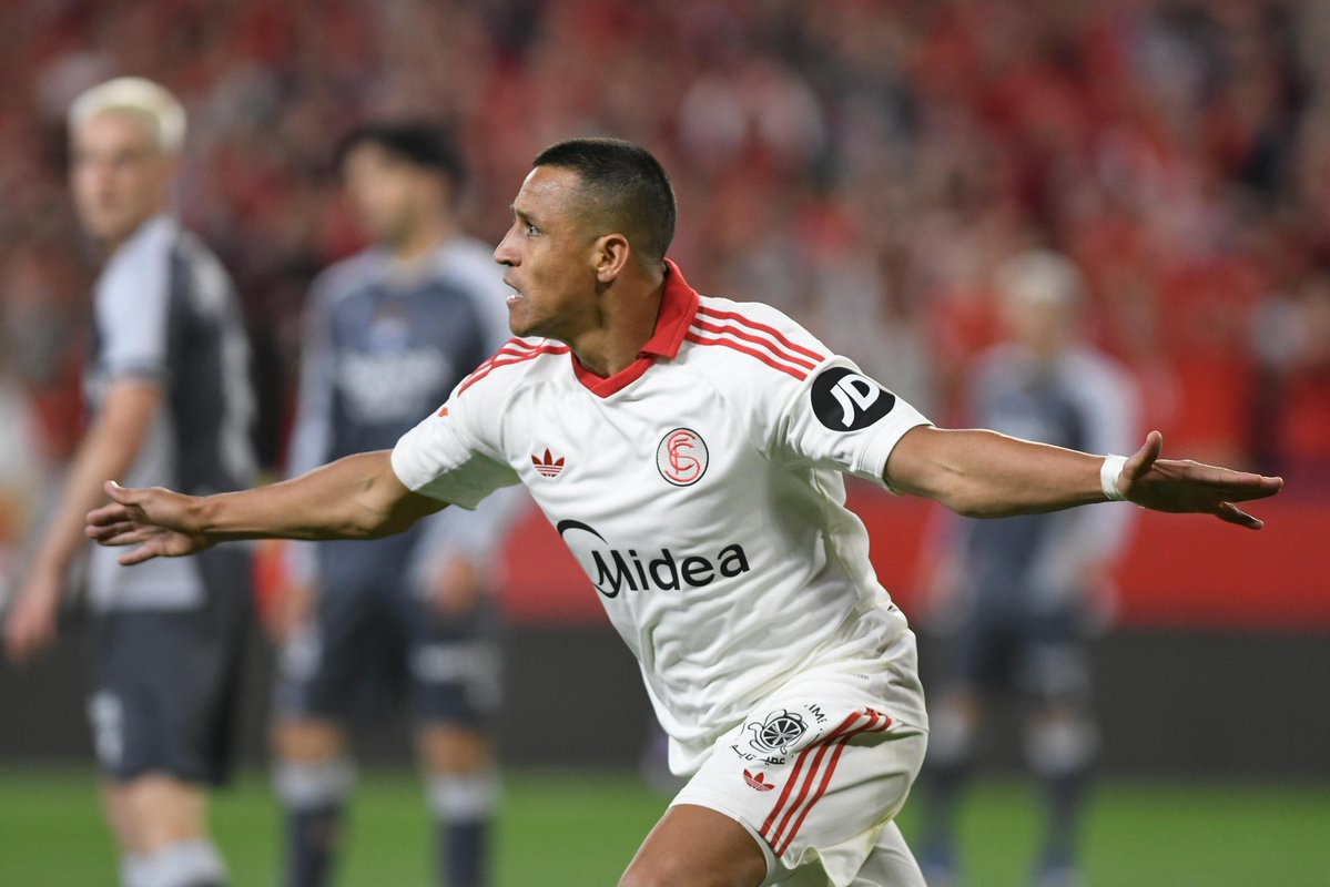 Alexis Hive tweet media