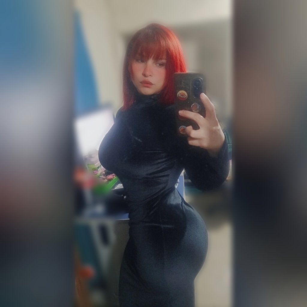 ❤️🤍 Se llama Monika ❤️🤍 tweet media