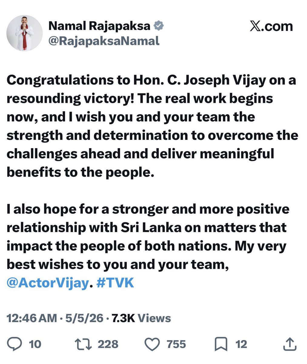 ProfTamilan's tweet photo. @___Arjun___04 இனிமே உன்ன சுன்னி ஊம்ப விட போறான் டா 🤮🤮 https://t.co/VgXx6fbnvW