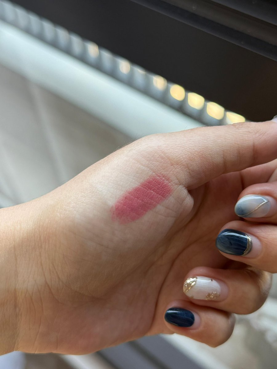 but13rcup's tweet photo. @backbuwner MAC Macximal Matte Lipstick (Mehr)

perloved 90% 
mini size 
idr 100.000

disclaimer pengunaan pemakian pribadi menggunakan kuas gak langsung play ke bibir yaa https://t.co/zIuAqiQyK7