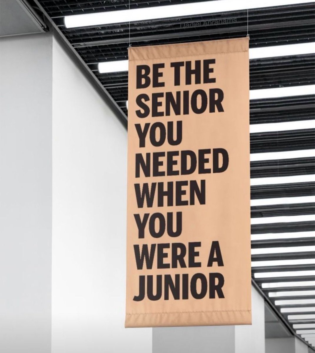 thegrowthhub_'s tweet image. Leadership isn't about being in charge. It's about taking care of those in your charge.

h/t @ElfriedSamba 

#Success #CareerAdvice #Management