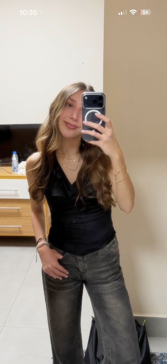 anthonylam44463's tweet photo. trib ur fav out of my close friends and get their @ and more pics (creepshots and feet…)
more on my profile https://t.co/jYFaeCIHtY