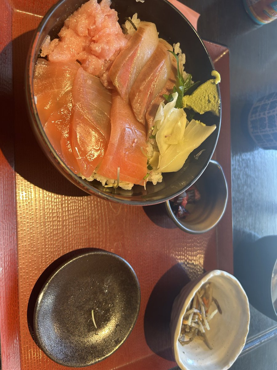 ばーしー tweet media