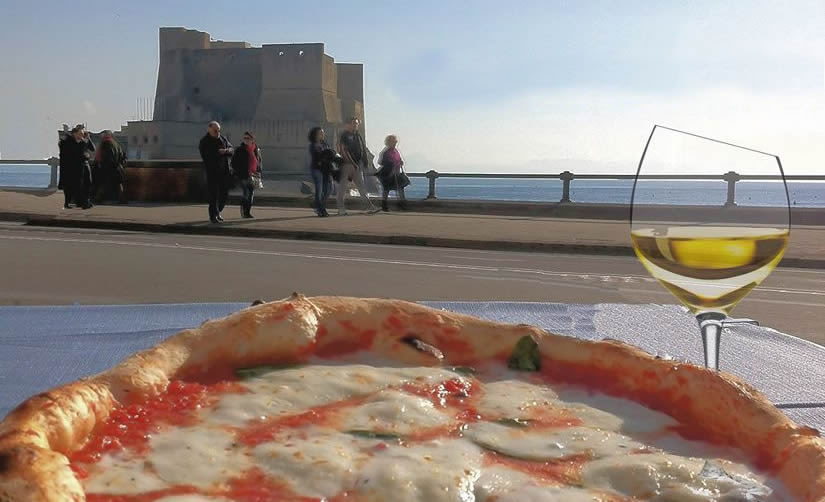 AnnaMariaDeFalc's tweet image. Buongiorno da #Napoli che mangia!