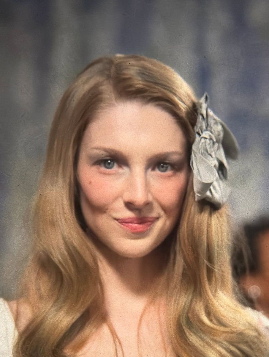 Hunter Schafer Archives tweet media