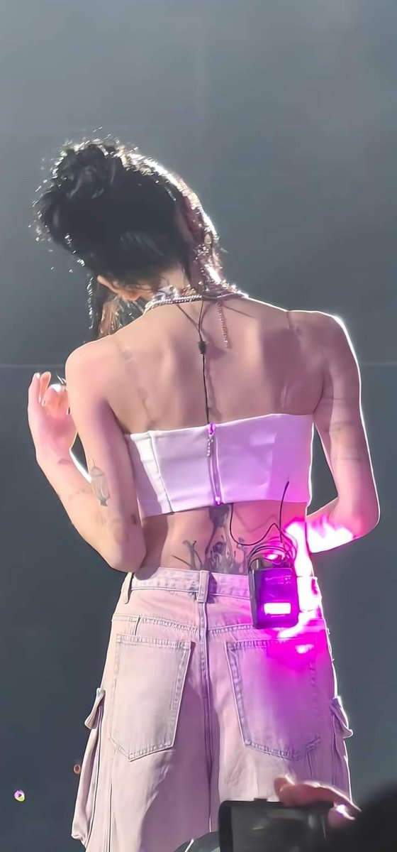 Anorexymous. 🍽️ tweet media