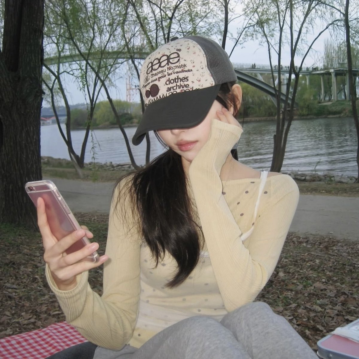 helloimgvss's tweet photo. ⋆⁺₊⋆ ꒰ aeae ꒱ ⋆⁺₊⋆ web logo flower mesh cap sale 20% รีบเอ้บก่อนหมดอีกค้าบบ

♡price 1190฿ (มัดจำ 600)
— white beige , beige dark green

*free shipping (ems) + ส่งกลับแอร์✈️
#พรีเกาหลี #พรีออเดอร์เกาหลี https://t.co/uV9wamG3pN