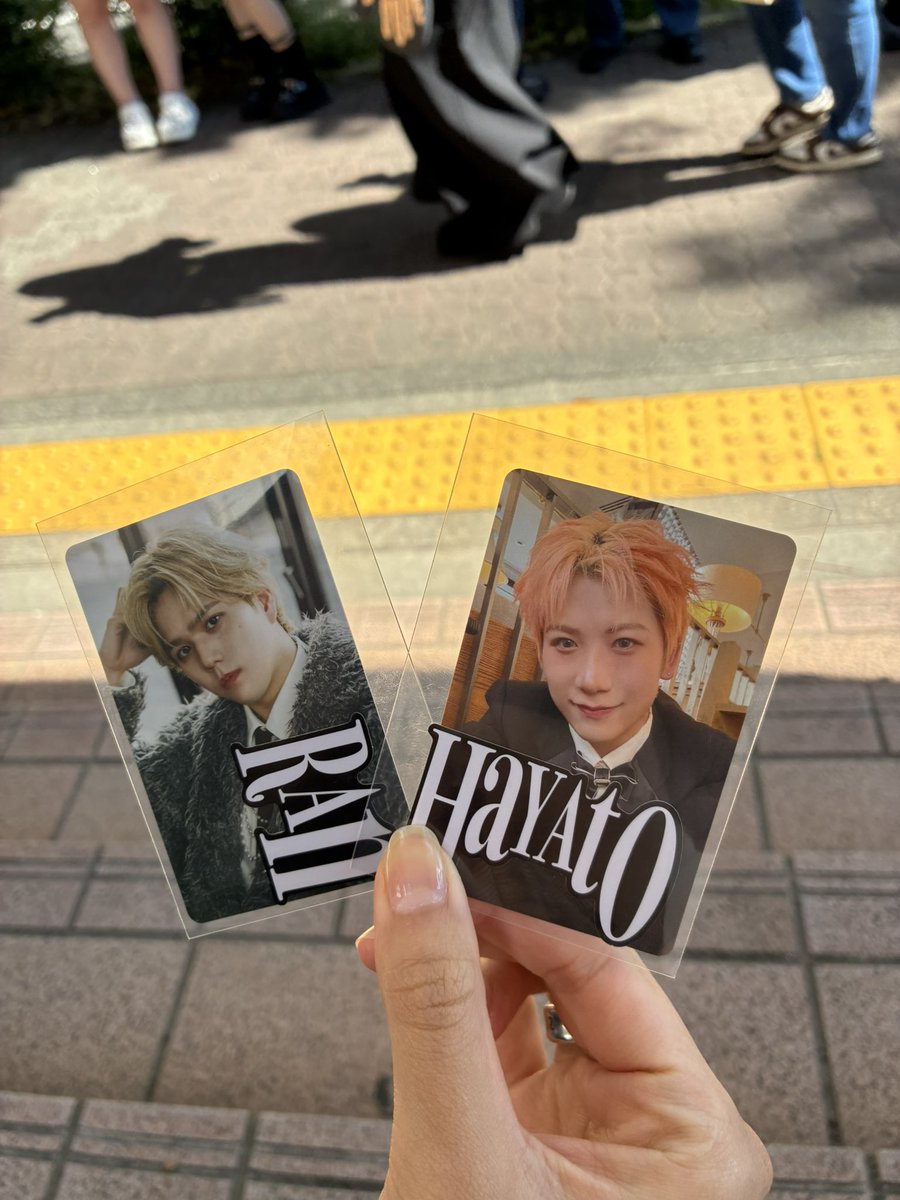S_aaaya's tweet photo. MAZZEL 交換 トレカ

譲 HAYATO RAN 

求 買取(500円)

会場付近にいます。可能な方リプください！

#MAZZEL #MAZZEL交換 https://t.co/4XB4KYBC9m