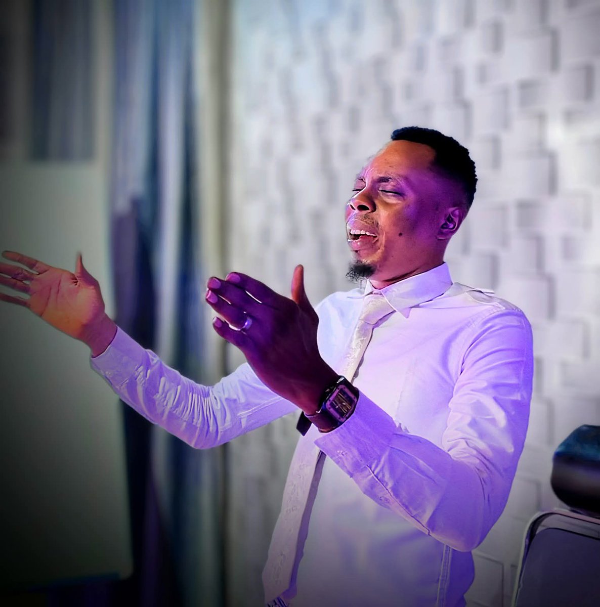 ambFrancis34's tweet image. Every knowledge of Him gained via the Word becomes a miracle seed for manifestations. Nothing positions one for a divine visitation like intentional , genuine service to his course.

#Service #DivineVisitation #ApostleFrancisOnyebuchi #LightworldCityGlobal