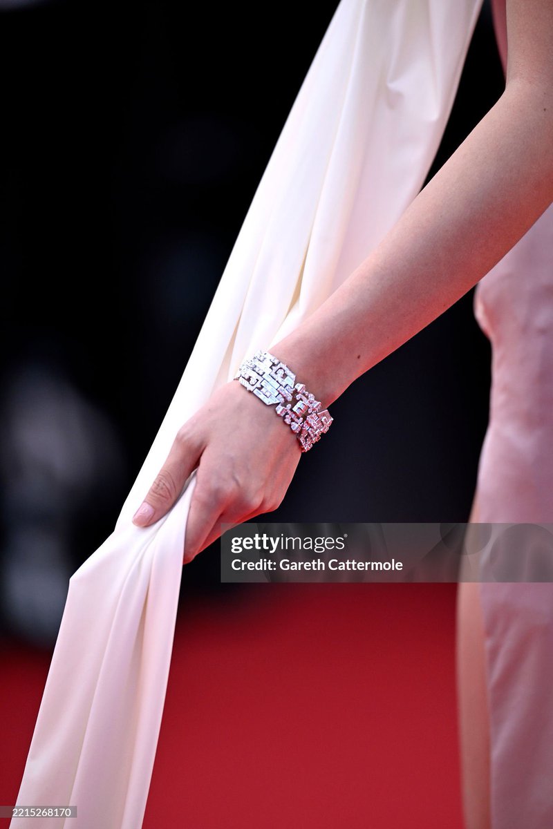 yuying1664_new's tweet image. 👗

#LOrealParisCannes #LightsOnWomensWorth #WorthIt #LOrealParisTH #LOrealParisCannesTH2026 #makeup #LOrealParisCannesxBecky #beckysangels