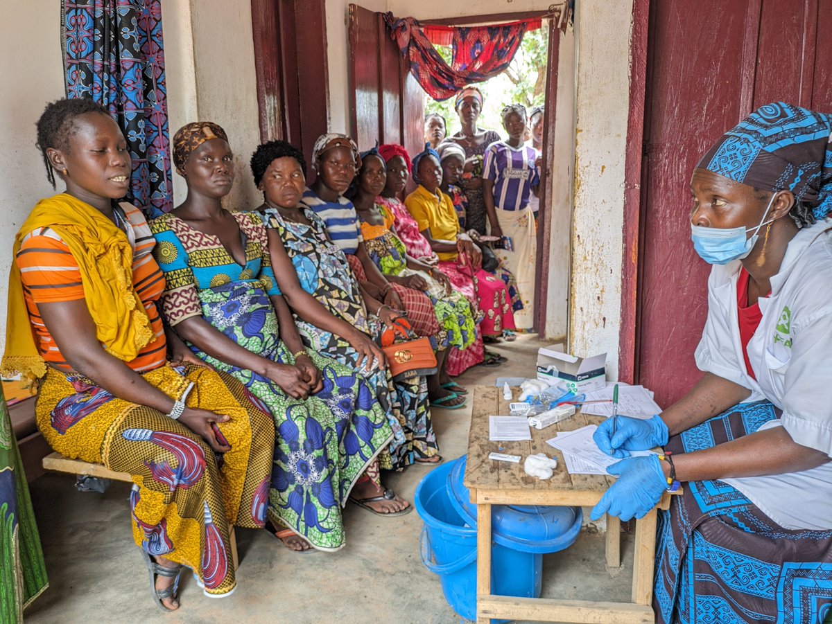 UNICEF_CAR's tweet image. “She is our lifeline.”

Midwife Élodie Derako provides essential care to pregnant women in remote northern CAR 🇨🇫 —often against all odds.

Today, we honour midwives everywhere.
#InternationalMidwivesDay #OneMillionMoreMidwives

#UNICEF

Find out more 👇
unicef.org/car/en/stories…