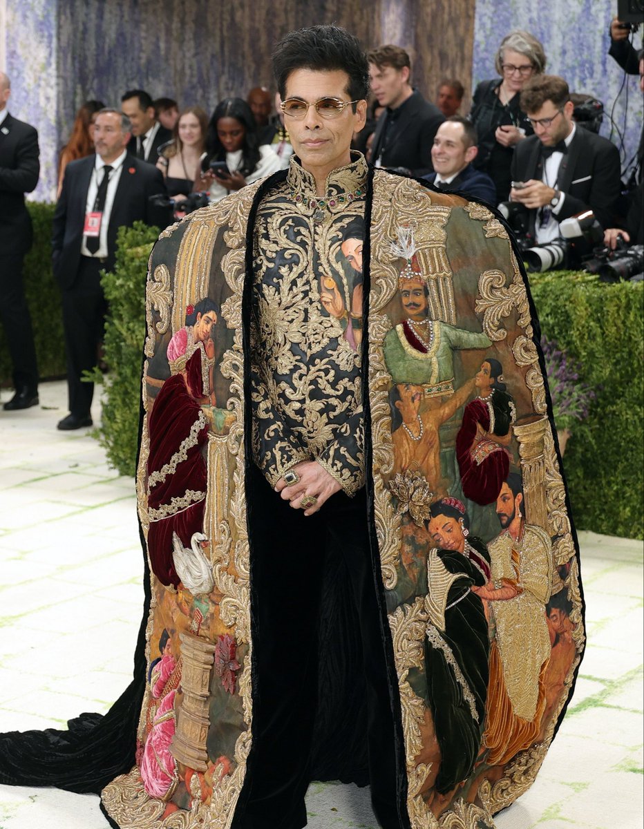 lidolmix's tweet photo. karan johar in manish malhotra, inspired by raja ravi varma’s paintings https://t.co/0sME3K1e1w