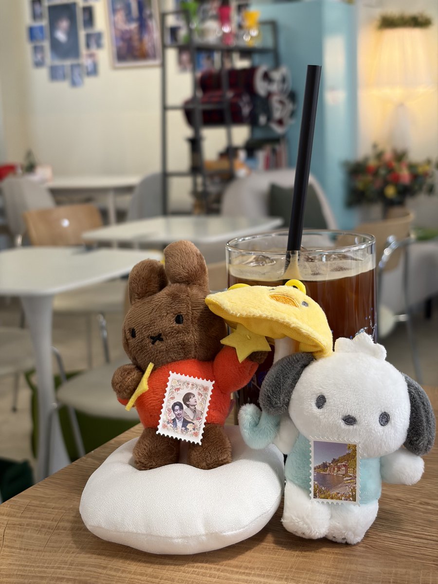 2lovelbysw's tweet photo. ☕️ 기본 특전 ☕️

˗ˏˋ ꒰  투명포카 + 우표스티커  ꒱ ˎˊ˗

  투명포카는 4종 중 랜덤 2종
  우표스티커는 2종 모두 증정됩니다

💬 음료 주문 시 <별 승우 이벤트 음료 특전> 메뉴를 선택해 주세요 https://t.co/VlHADFZPt8