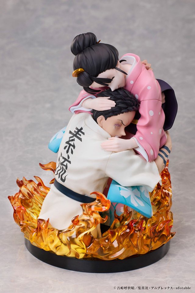 心を揺さぶる「狛治＆恋雪 ノンスケールフィギュア」です！高さ約15cm