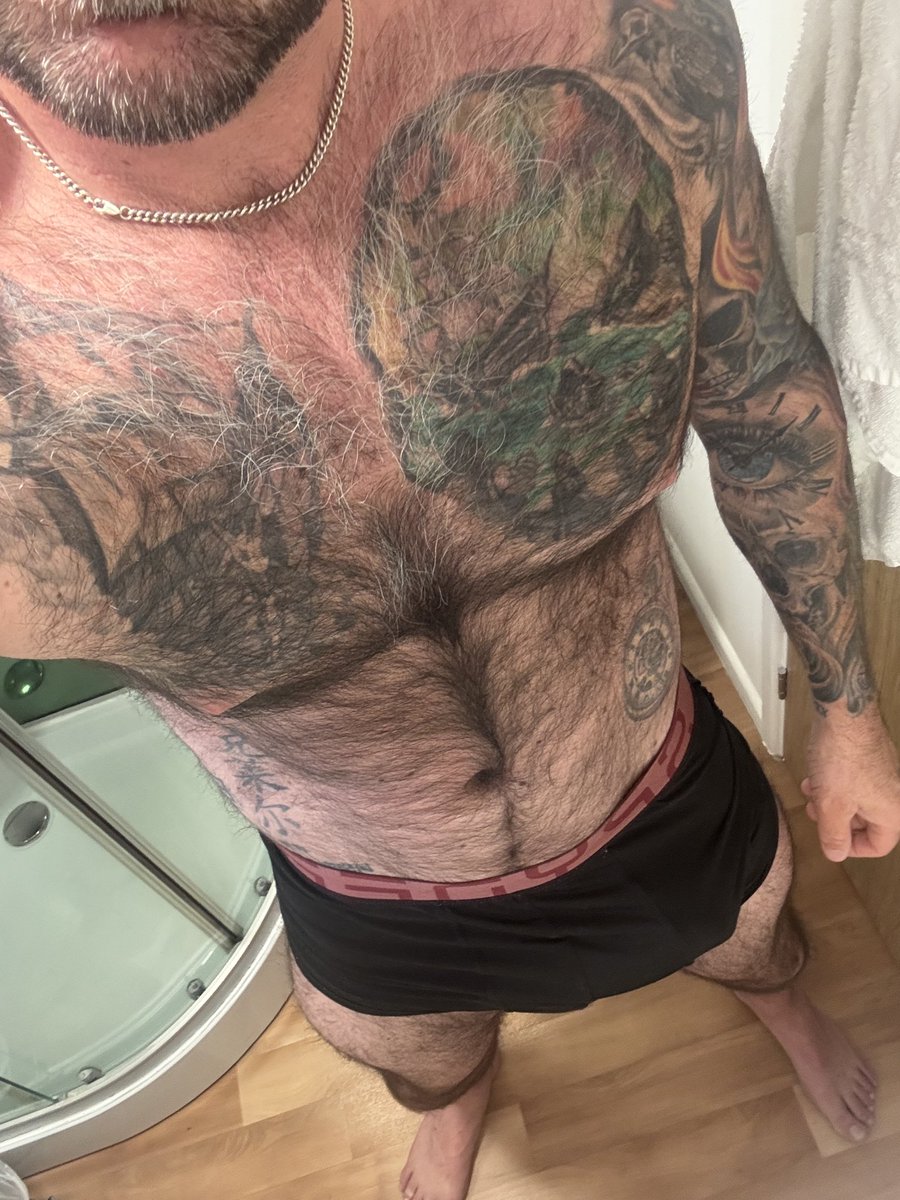 Good morning legends. 
If you see this say hi