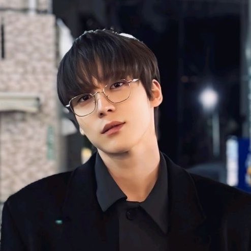 우쥬 tweet media