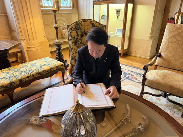 青山繁晴 tweet media