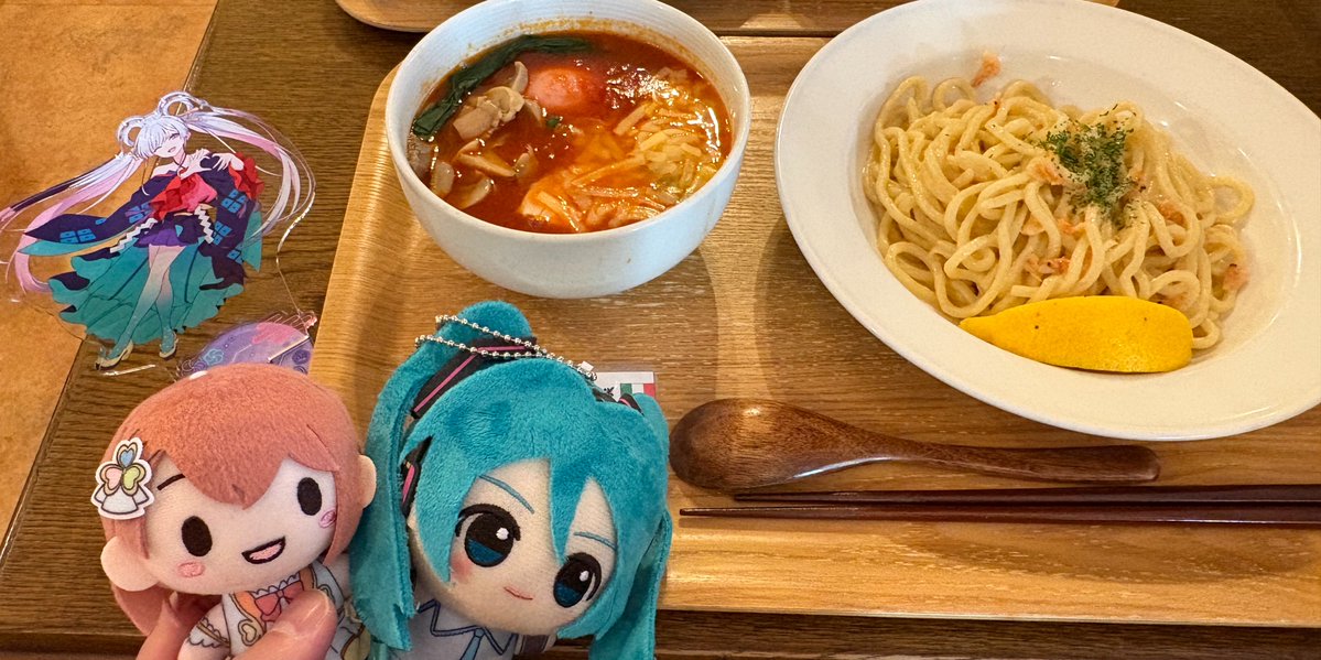 ホワイト tweet media