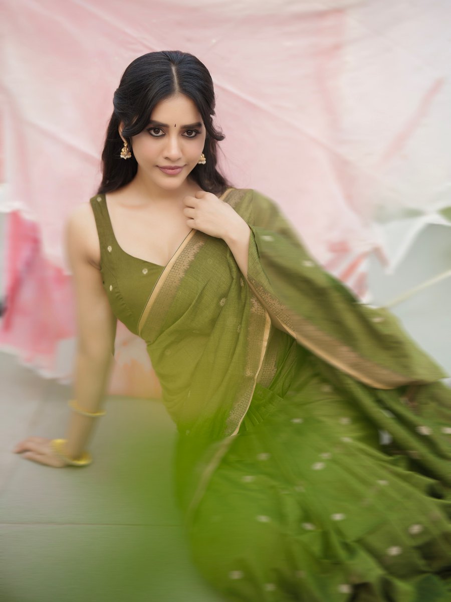 Only Actress tweet media