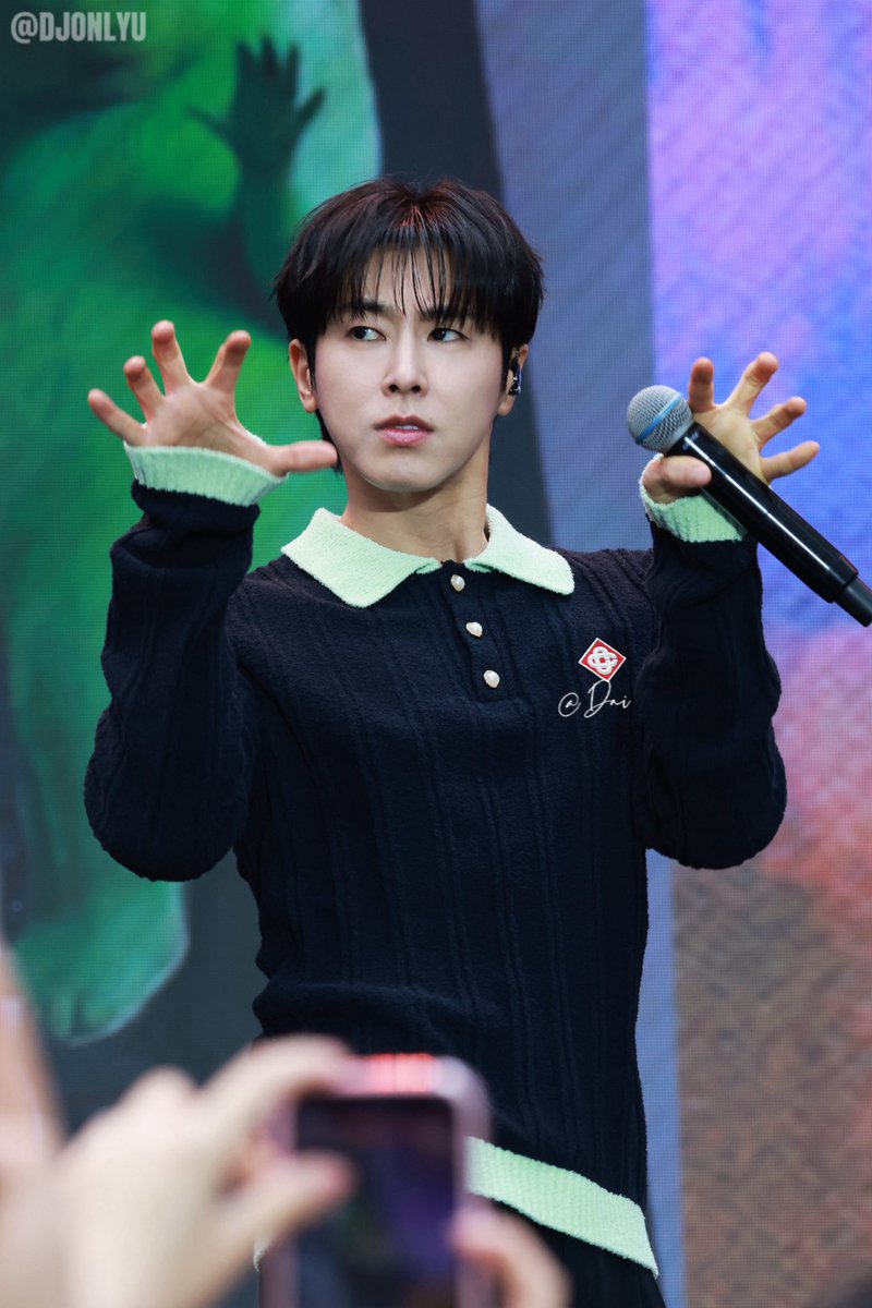 DJonlyU tweet media