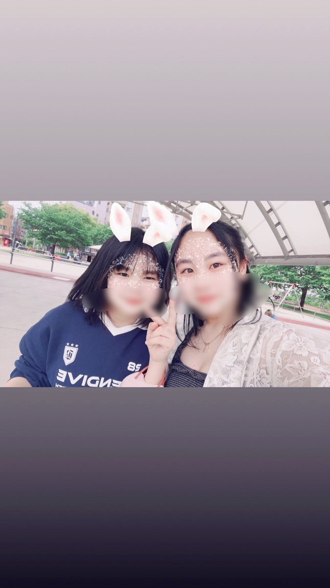 hinata835083's tweet photo. 友達と写真撮った！ https://t.co/xZz2fozrz6