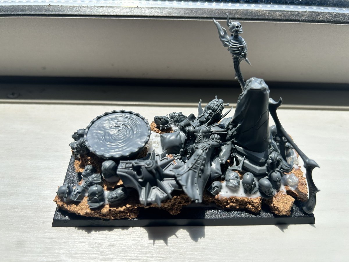 kenwarhammer's tweet image. キットバッシュ！！！！
英雄創造！
ヴァンパイアロードヒーロー
#warhammer
#AOS