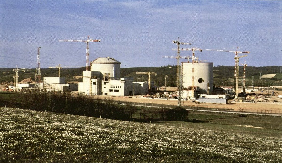 Photo du jour

Début des années 1990 : La construction de la centrale nucléaire de Civaux (Vienne) qui compte 2 réacteurs 1 495 MW du palier N4.

Source : Revue générale nucléaire (RGN) N°4 1993. rgn.publications.sfen.org/articles/rgn/p…