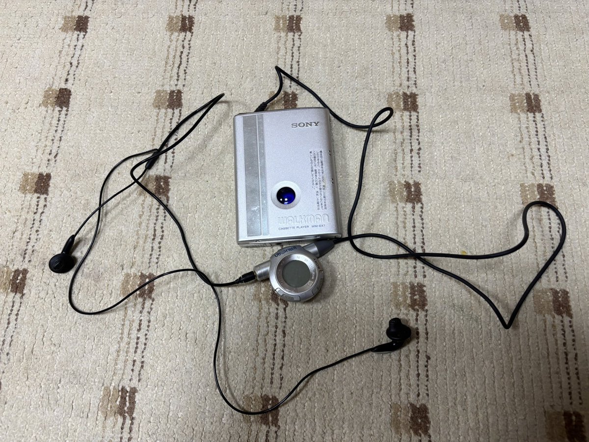 なかドル tweet media