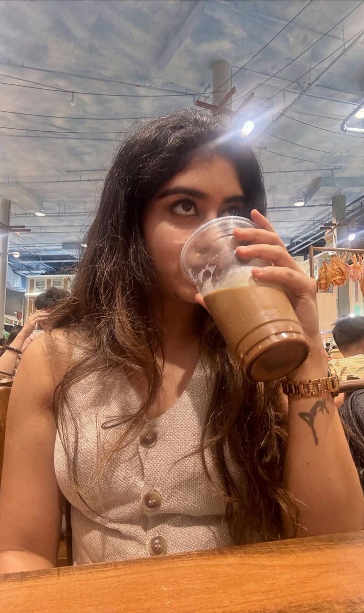 Manisha Pottachi 💞 tweet media