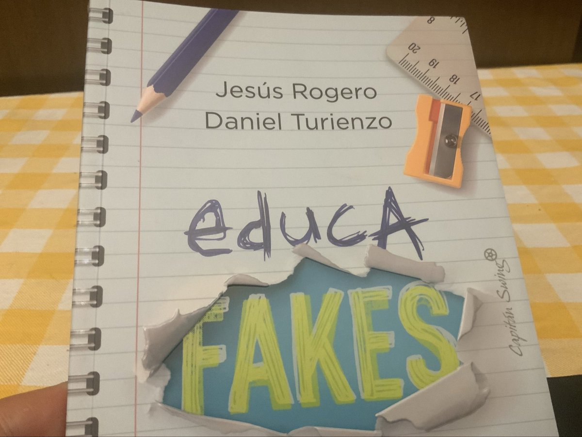JavierFreites's tweet photo. Gracias a @jesusrogero y @Dani_Turienzo porque este magnífico libro #EducaFakes (50 mentiras y medias verdades sobre la educación española) aparte de brindarme una rica perspectiva sobre un tema que me fascina, me ha servido para entender sobre todo, la idiosincrasia madrileña. https://t.co/dWQwImgFJm