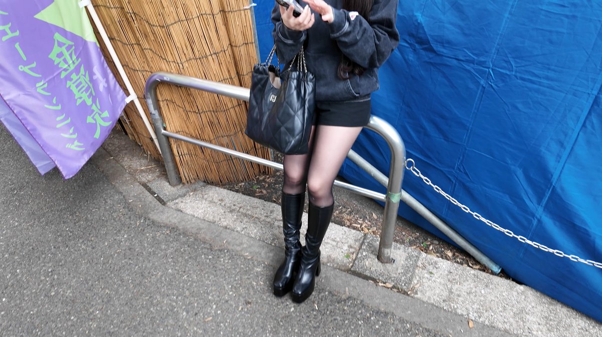 ザキ tweet media