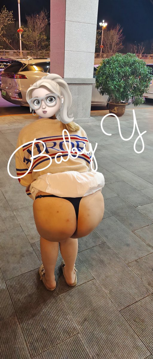 天气可以户外了哦，让我们大胆地暴露性感的大屁股吧 
@AsianSwings4 
#露出 #露出诱惑 #人前露出 #极限露出   #大屁股 https://t.co/fCPc3Qd4y9