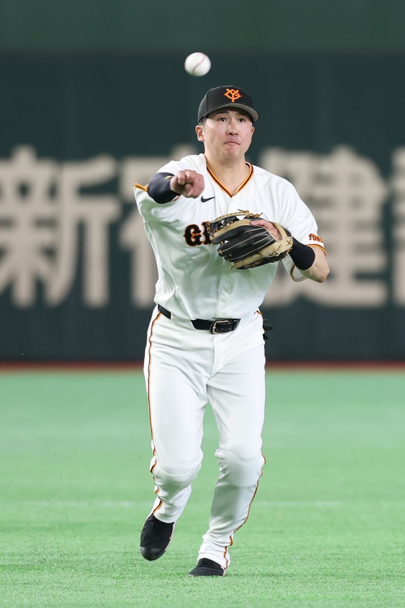 読売ジャイアンツ tweet media