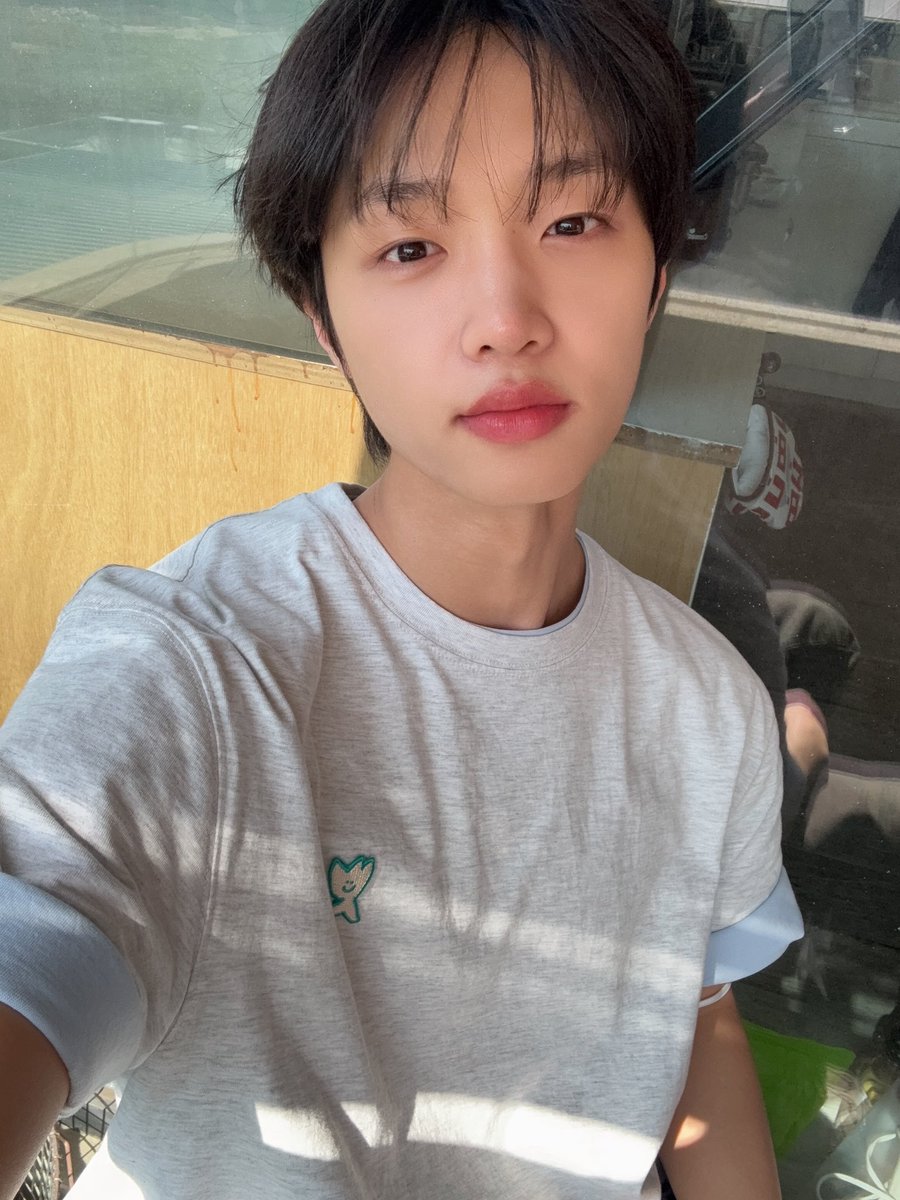 뾰꼼 tweet media