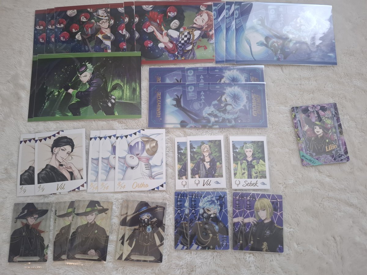 huu0021's tweet photo. ツイステ 展 寮服 ブレジュ ブルーム くつろぎ アニメ  缶バッジ ふぁぼカ スクエア イラカ フォト カード ウエハース  ハニカード も
交換 譲渡

リドル エース デュース トレイ レオナ ジャック アズール ジェイド フロイド ジャミル ヴィル ルーク エペル イデア オルト マレウス シルバー セベク https://t.co/h4or2IcR7X