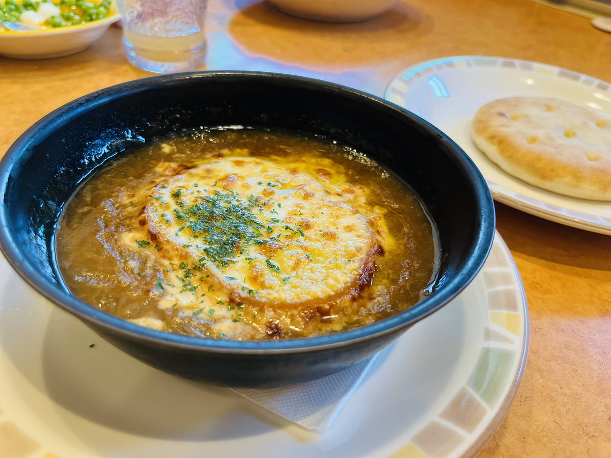 choo_s's tweet photo. サイゼリヤ行ってきました。
†技術者倫理が高い†ので、公式クライアントでオーダーしました😊 https://t.co/9qR6Hhx7CY